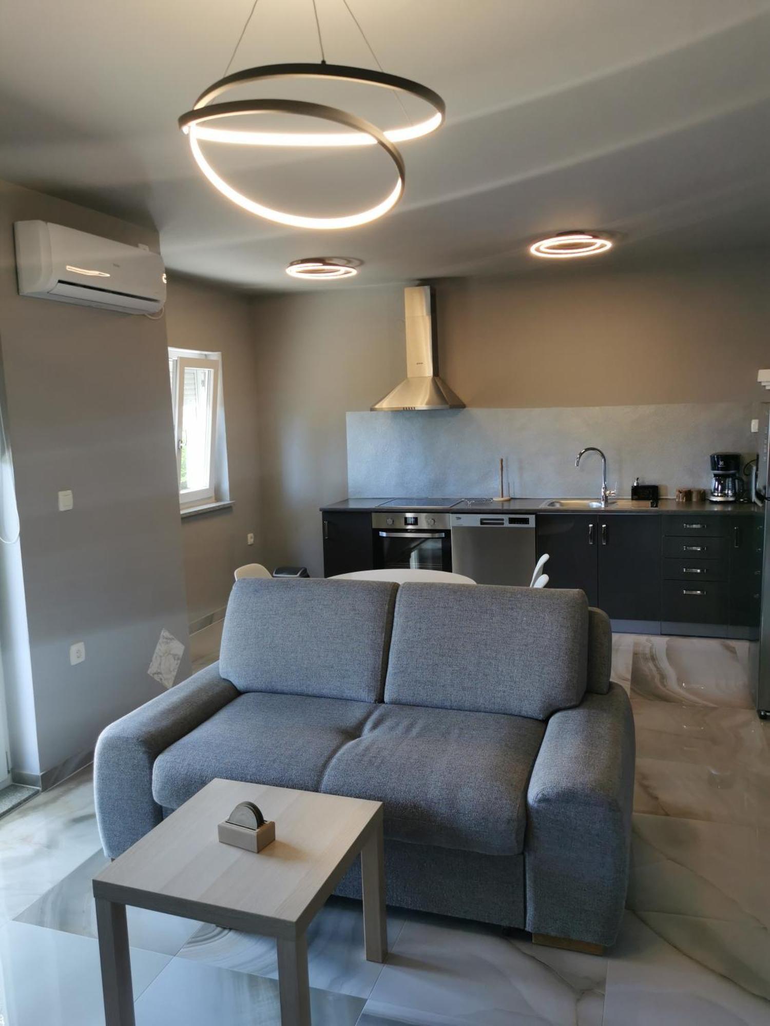 Apartment Luki Povile Kültér fotó